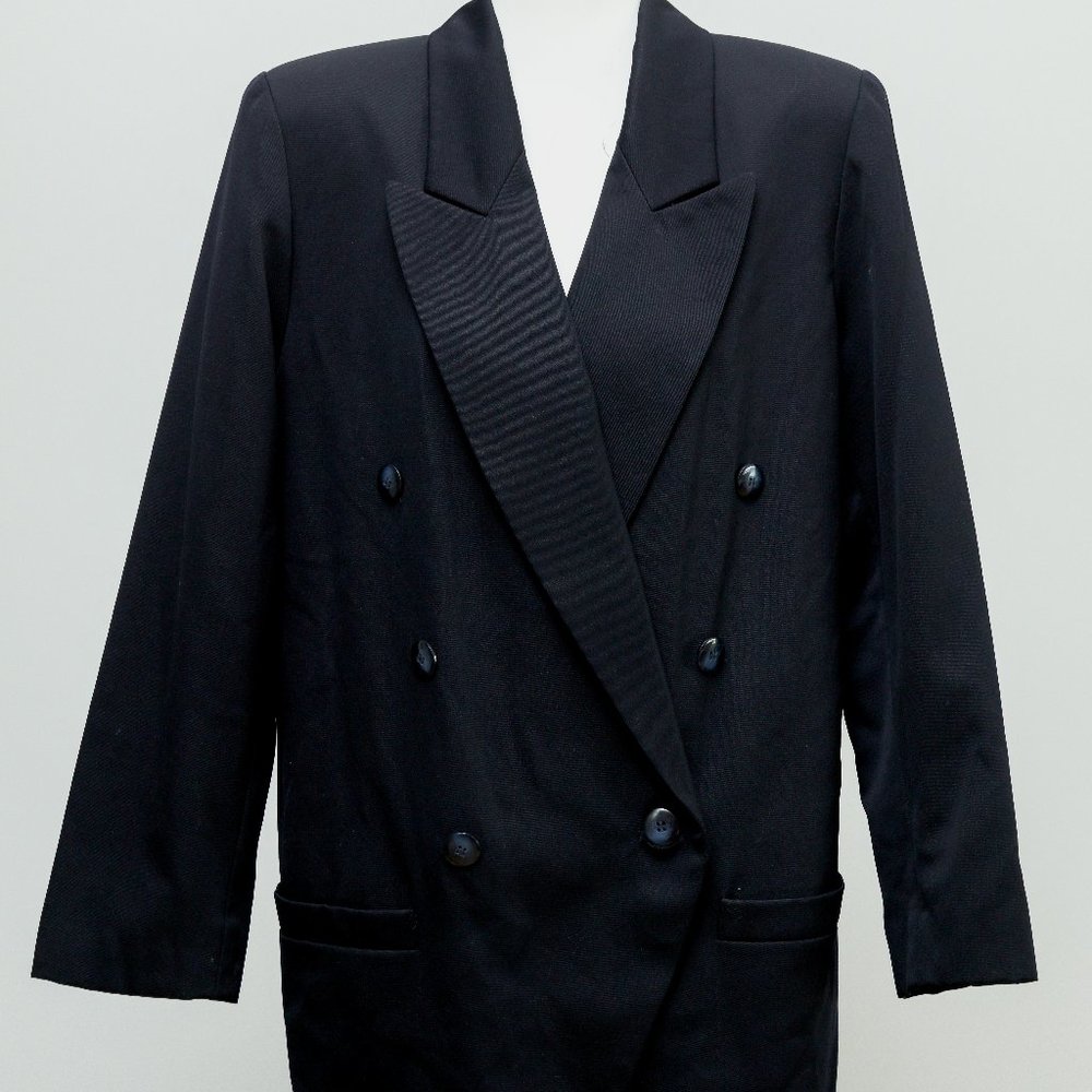 Valerie Stevens Woman's  Black Jacket